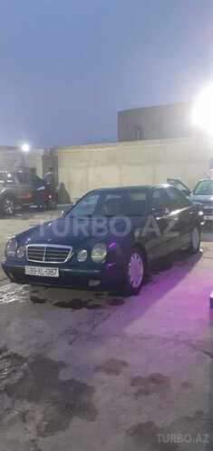 Mercedes E 220 2000, 370,000 km - 2.2 l - Bakı
