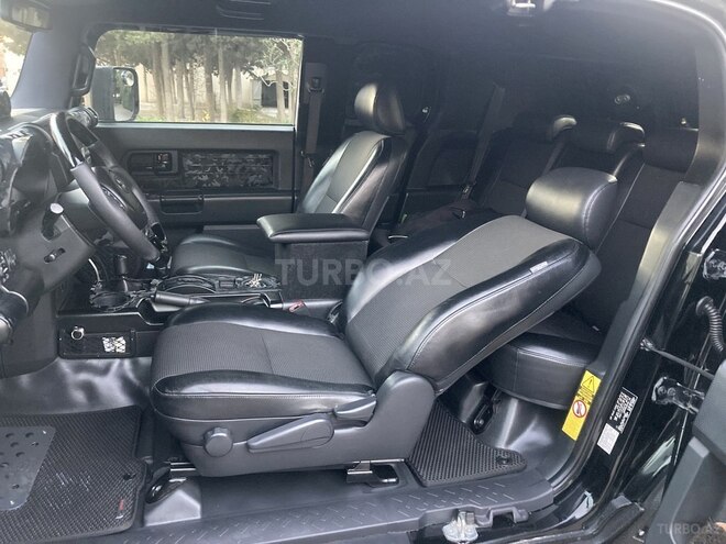 Toyota FJ Cruiser 2009, 265,000 km - 4.0 л - Bakı