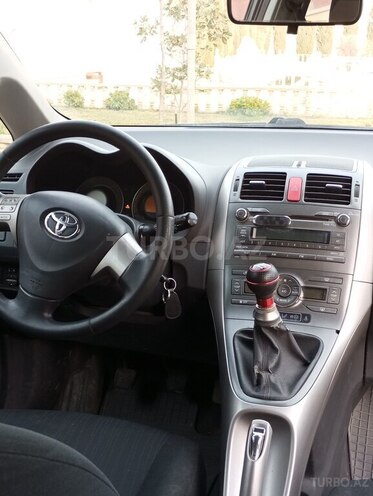 Toyota Auris 2008, 280,000 km - 1.4 l - Bakı