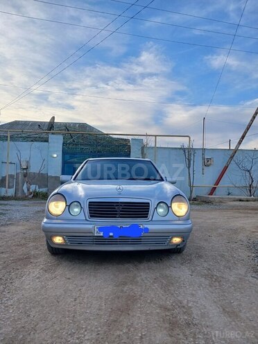 Mercedes E 230 1996, 352,000 km - 2.3 l - Bakı