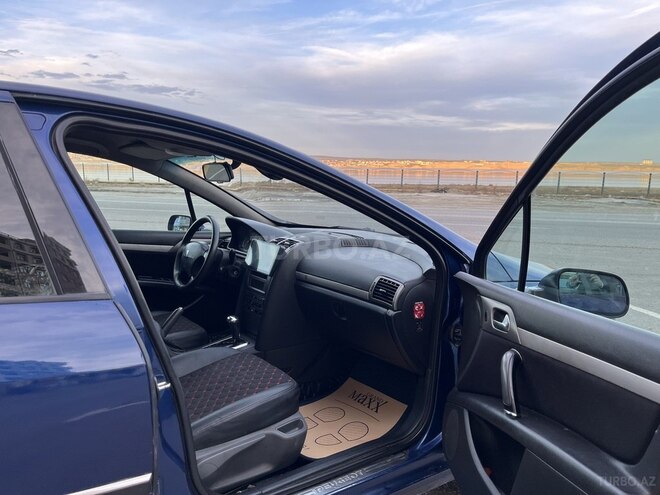 Peugeot 407 2005, 230,000 km - 2.0 l - Bakı
