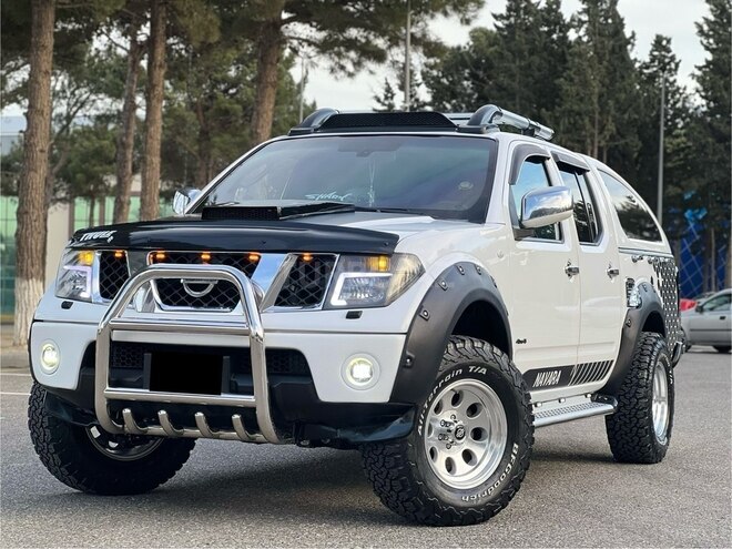Nissan Navara 2012, 191,000 km - 2.5 l - Bakı