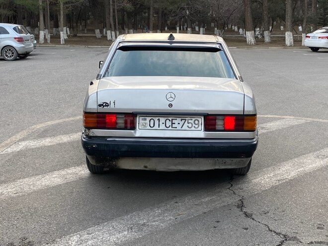 Mercedes 190 1993, 258,741 km - 2.0 л - Sumqayıt