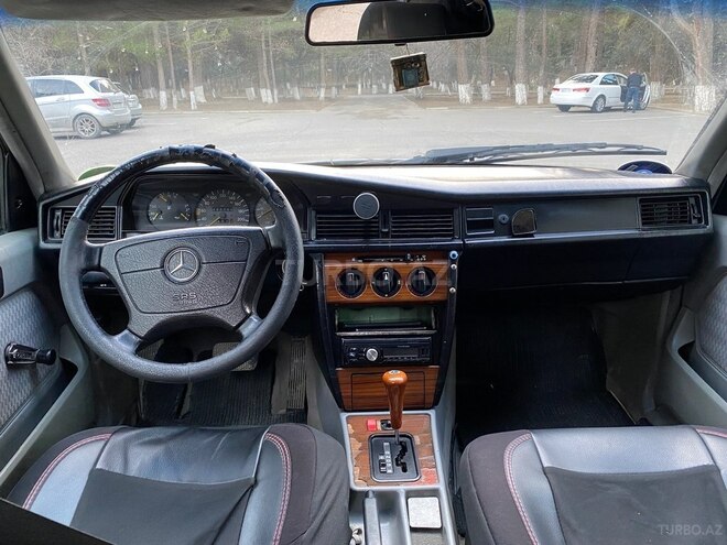 Mercedes 190 1993, 258,741 km - 2.0 л - Sumqayıt