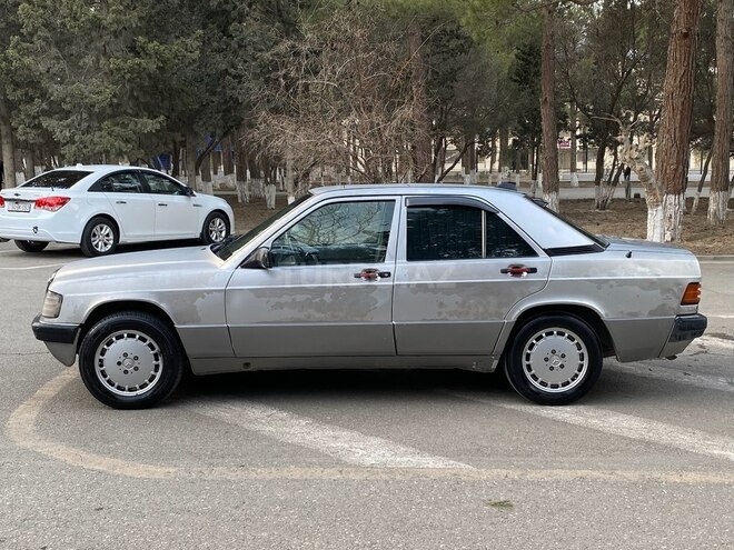 Mercedes 190 1993, 258,741 km - 2.0 л - Sumqayıt