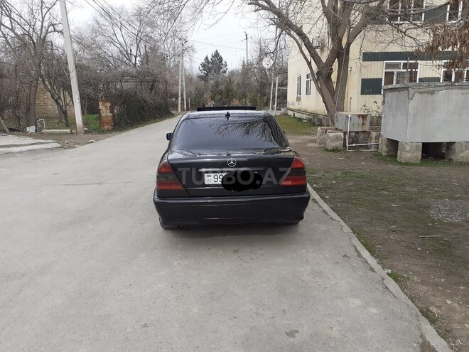 Mercedes C 180 1999, 405,132 km - 1.8 l - Sabirabad
