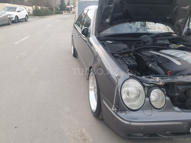 Mercedes E 320 2000, 300,000 km - 3.2 l - Bakı
