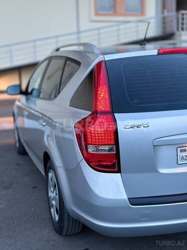 Kia Ceed 2011, 165,000 km - 1.4 л - Gəncə