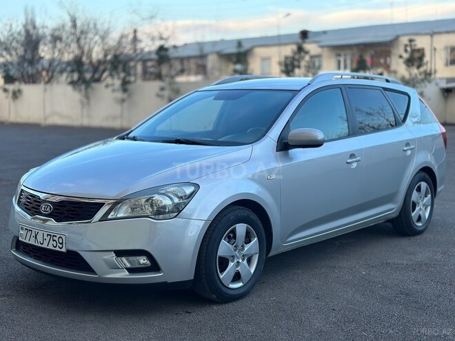 Kia Ceed 2011, 165,000 km - 1.4 л - Gəncə