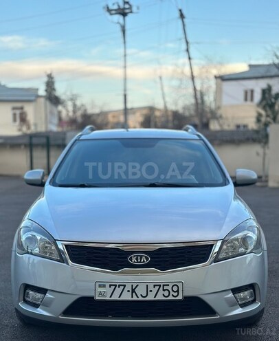 Kia Ceed 2011, 165,000 km - 1.4 л - Gəncə
