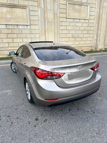Hyundai Elantra 2015, 127,782 km - 1.8 l - Bakı