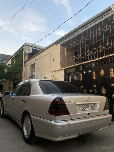 Mercedes C 200 1999, 440,000 km - 2.0 l - Bakı