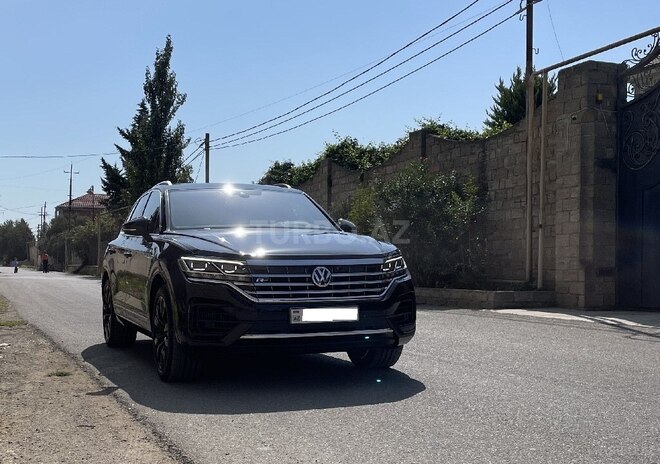 Volkswagen Touareg 2020, 20,896 km - 3.0 l - Bakı