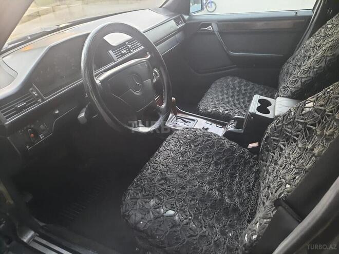 Mercedes E 280 1994, 373,700 km - 2.8 l - Bakı