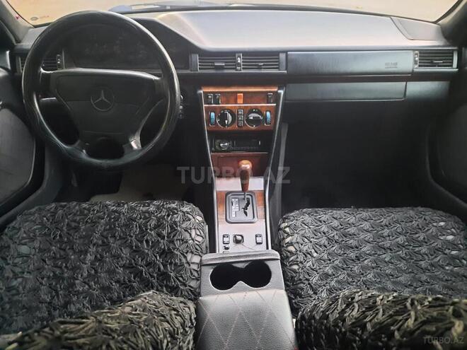 Mercedes E 280 1994, 373,700 km - 2.8 l - Bakı