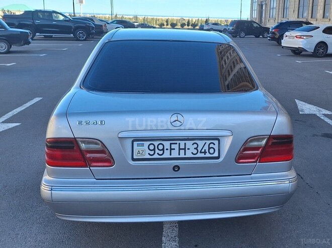 Mercedes E 240 2000, 289,713 km - 2.4 l - Bakı