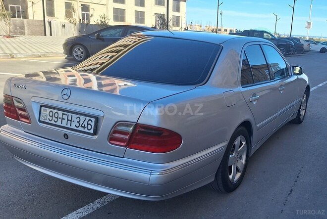 Mercedes E 240 2000, 289,713 km - 2.4 l - Bakı