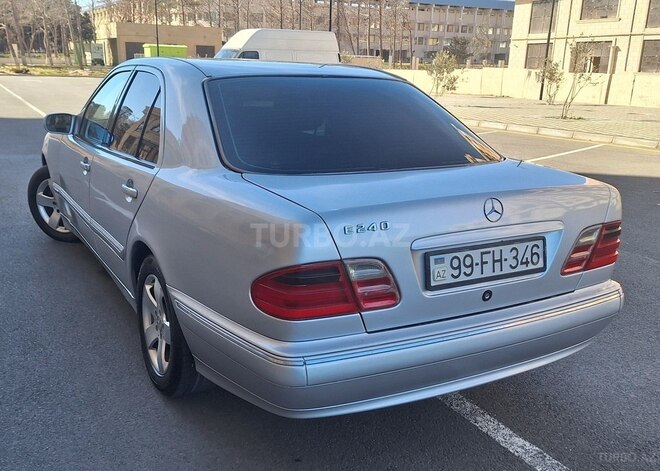 Mercedes E 240 2000, 289,713 km - 2.4 l - Bakı