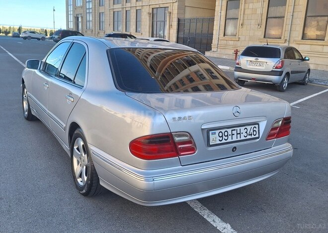 Mercedes E 240 2000, 289,713 km - 2.4 l - Bakı