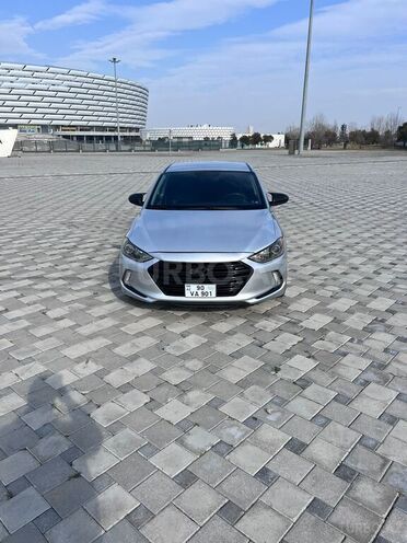 Hyundai Elantra 2018, 175,000 km - 2.0 л - Bakı