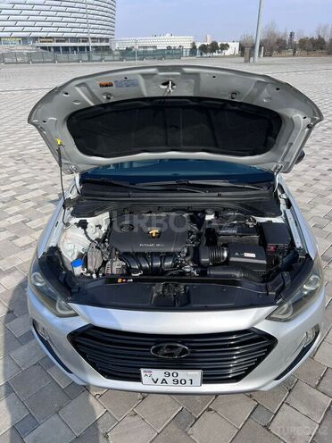 Hyundai Elantra 2018, 175,000 km - 2.0 л - Bakı