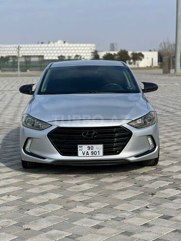 Hyundai Elantra 2018, 175,000 km - 2.0 л - Bakı