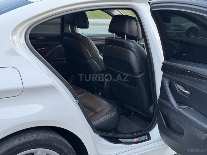 BMW 520 2015, 179,000 km - 2.0 l - Bakı