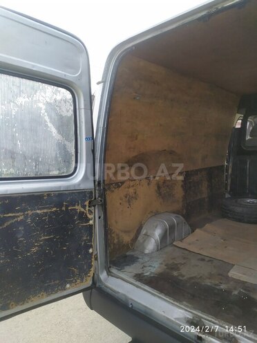 Ford Transit 2000, 380,000 km - 2.5 l - Quba