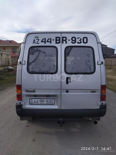 Ford Transit 2000, 380,000 km - 2.5 l - Quba