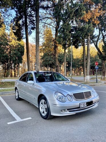 Mercedes E 320 2004, 255,000 km - 3.2 l - Masallı