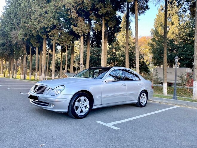 Mercedes E 320 2004, 255,000 km - 3.2 l - Masallı