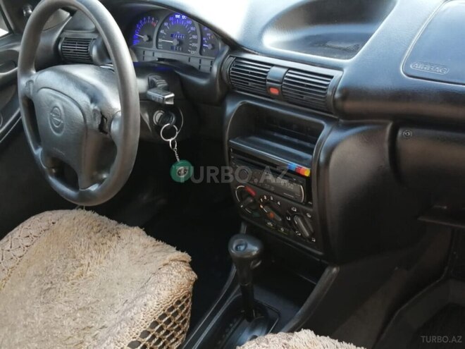 Opel Astra 1996, 376,000 km - 1.6 l - Bakı