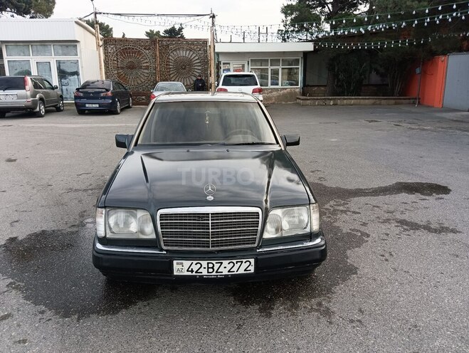 Mercedes E 200 1994, 250,000 km - 2.0 l - Bakı
