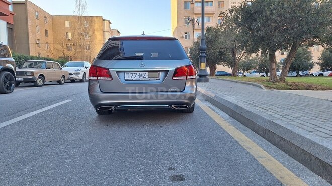Mercedes E 220 2016, 181,000 km - 2.2 л - Bakı