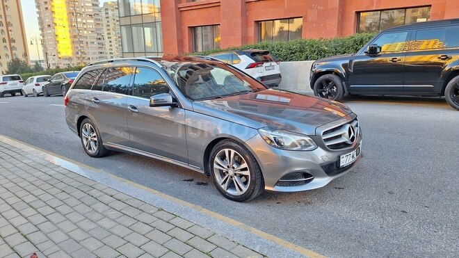 Mercedes E 220 2016, 181,000 km - 2.2 л - Bakı