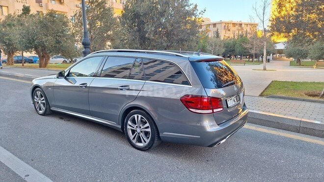 Mercedes E 220 2016, 181,000 km - 2.2 л - Bakı