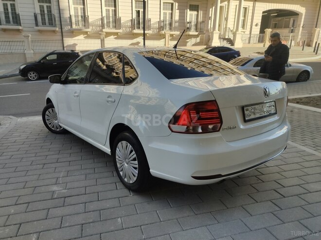 Volkswagen Polo 2018, 142,000 km - 1.6 l - Bakı