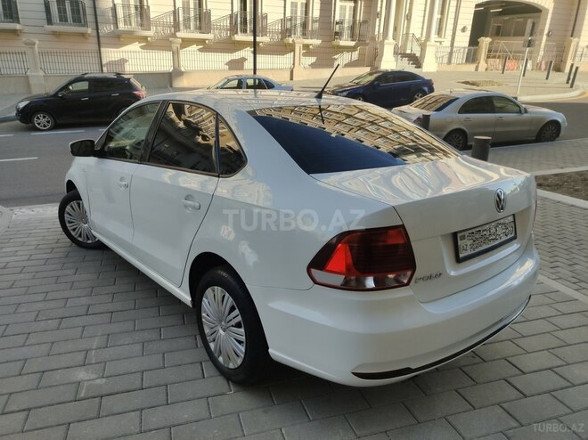 Volkswagen Polo 2018, 142,000 km - 1.6 l - Bakı