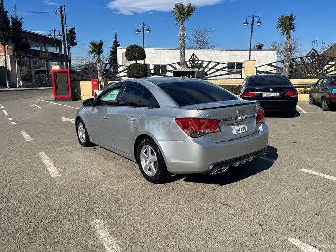 Chevrolet Cruze 2012, 265,000 km - 1.4 л - Astara