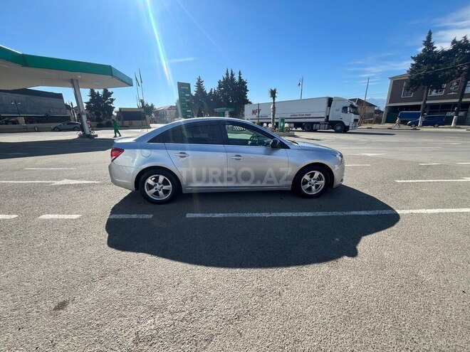 Chevrolet Cruze 2012, 265,000 km - 1.4 л - Astara