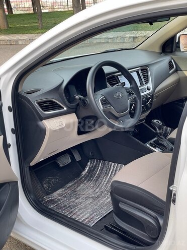 Hyundai Accent 2018, 64,000 km - 1.6 l - Bakı