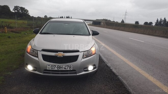 Chevrolet Cruze 2012, 265,000 km - 1.4 л - Astara