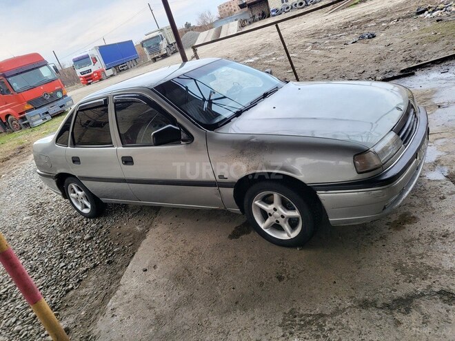 Opel Vectra 1993, 285,000 km - 1.7 l - Sabirabad