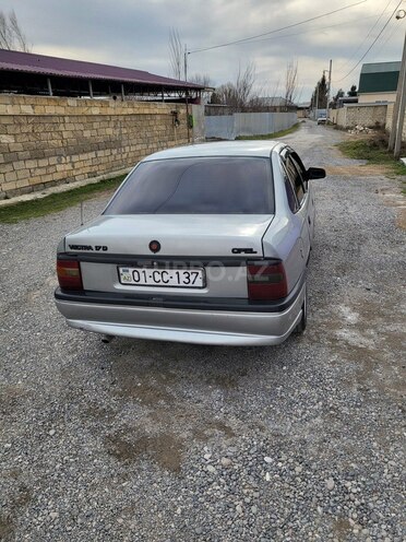 Opel Vectra 1993, 285,000 km - 1.7 l - Sabirabad