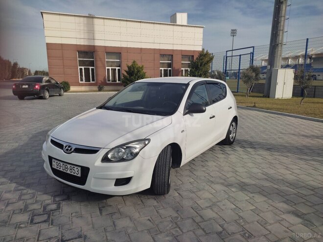 Hyundai i30 2010, 198,000 km - 1.4 л - Bakı