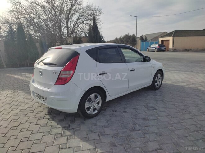 Hyundai i30 2010, 198,000 km - 1.4 л - Bakı