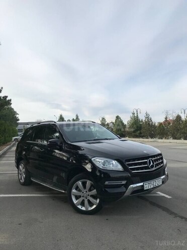 Mercedes ML 300 2014, 158,000 km - 3.5 л - Quba