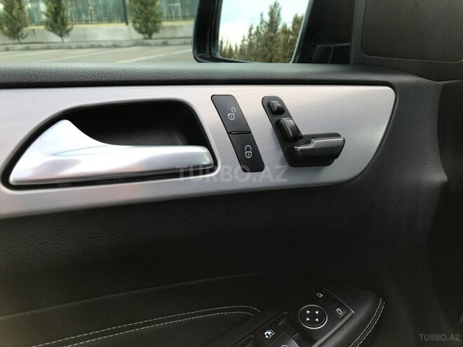 Mercedes ML 300 2014, 158,000 km - 3.5 л - Quba