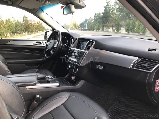Mercedes ML 300 2014, 158,000 km - 3.5 л - Quba