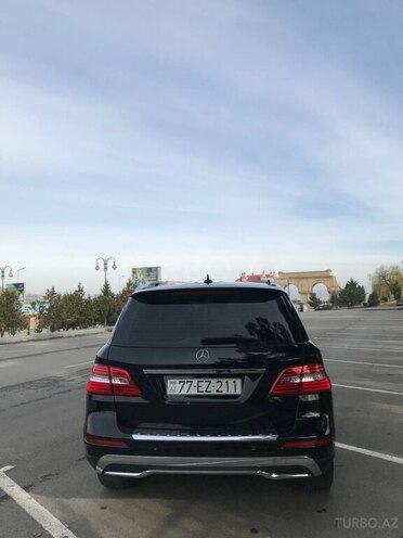 Mercedes ML 300 2014, 158,000 km - 3.5 л - Quba